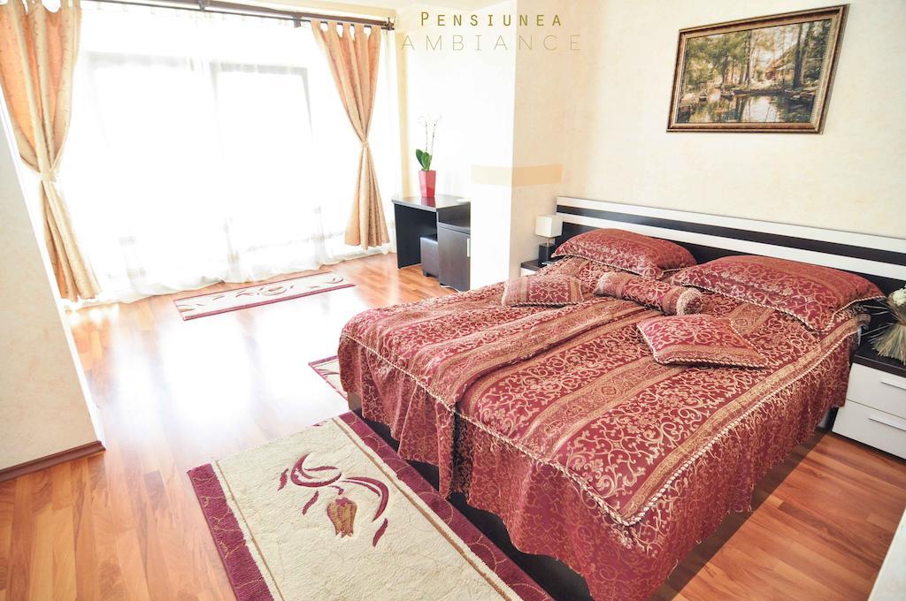 Pension Ambiance Сучава Екстер'єр фото